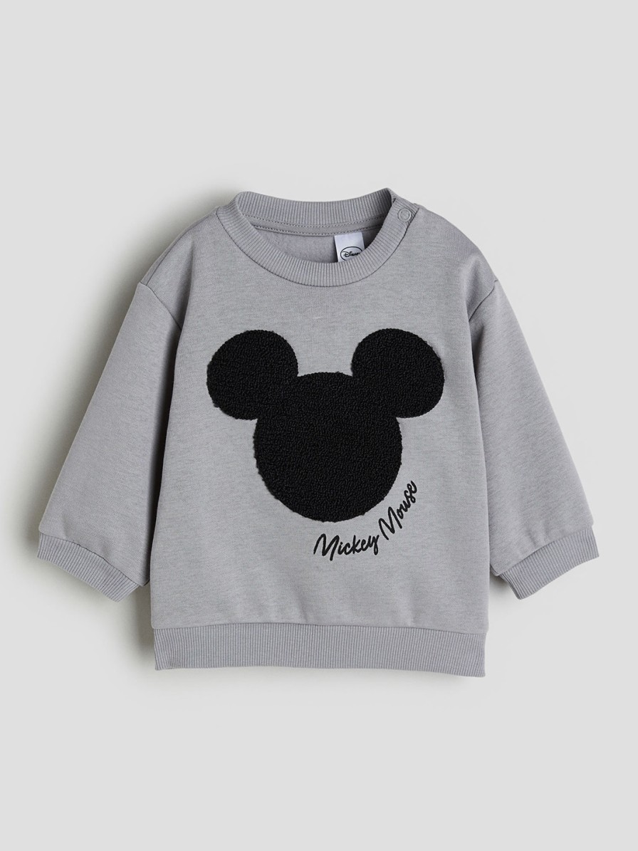 Kids H&M Winter Wear | Buy H&M Boys Motif Detail Sweatshirt - Apparel For Boys