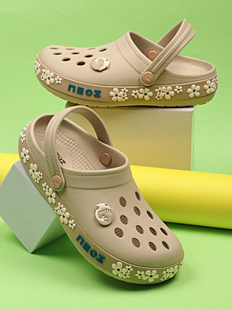 Kids NEOZ Flipflops | Buy Neoz Kids Embellished Printed Rubber Clogs - Footwear For Unisex Kids