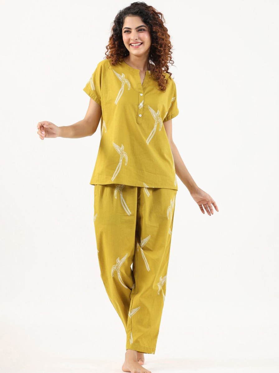 Women SANSKRUTIHOMES Sleepwear & Loungewear | Buy Sanskrutihomes Graphic Printed Pure Cotton Night Suit - Apparel For Women