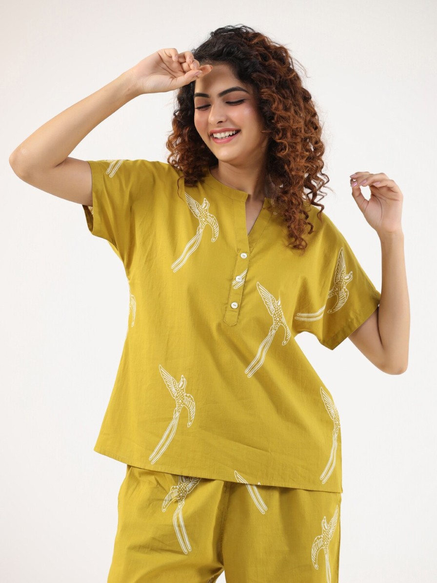 Women SANSKRUTIHOMES Sleepwear & Loungewear | Buy Sanskrutihomes Graphic Printed Pure Cotton Night Suit - Apparel For Women