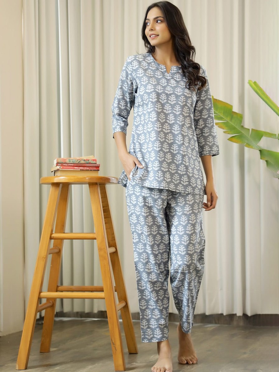 Women SANSKRUTIHOMES Sleepwear & Loungewear | Buy Sanskrutihomes Women Printed Night Suit - Apparel For Women