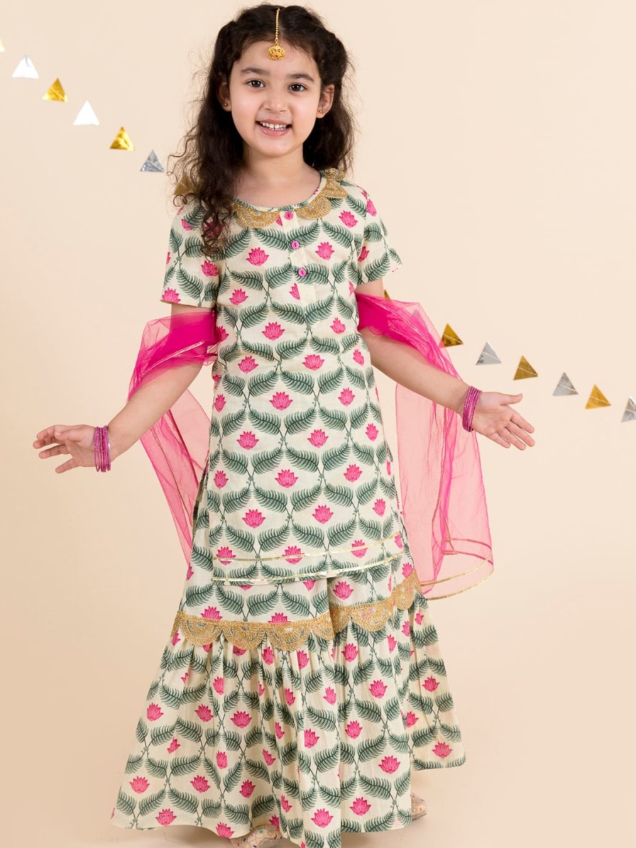 Kids pspeaches Kurta Sets | Buy Pspeaches Girls Off White Floral Yoke Design Empire Pure Cotton Kurti With Skirt & With Dupatta - Apparel For Girls